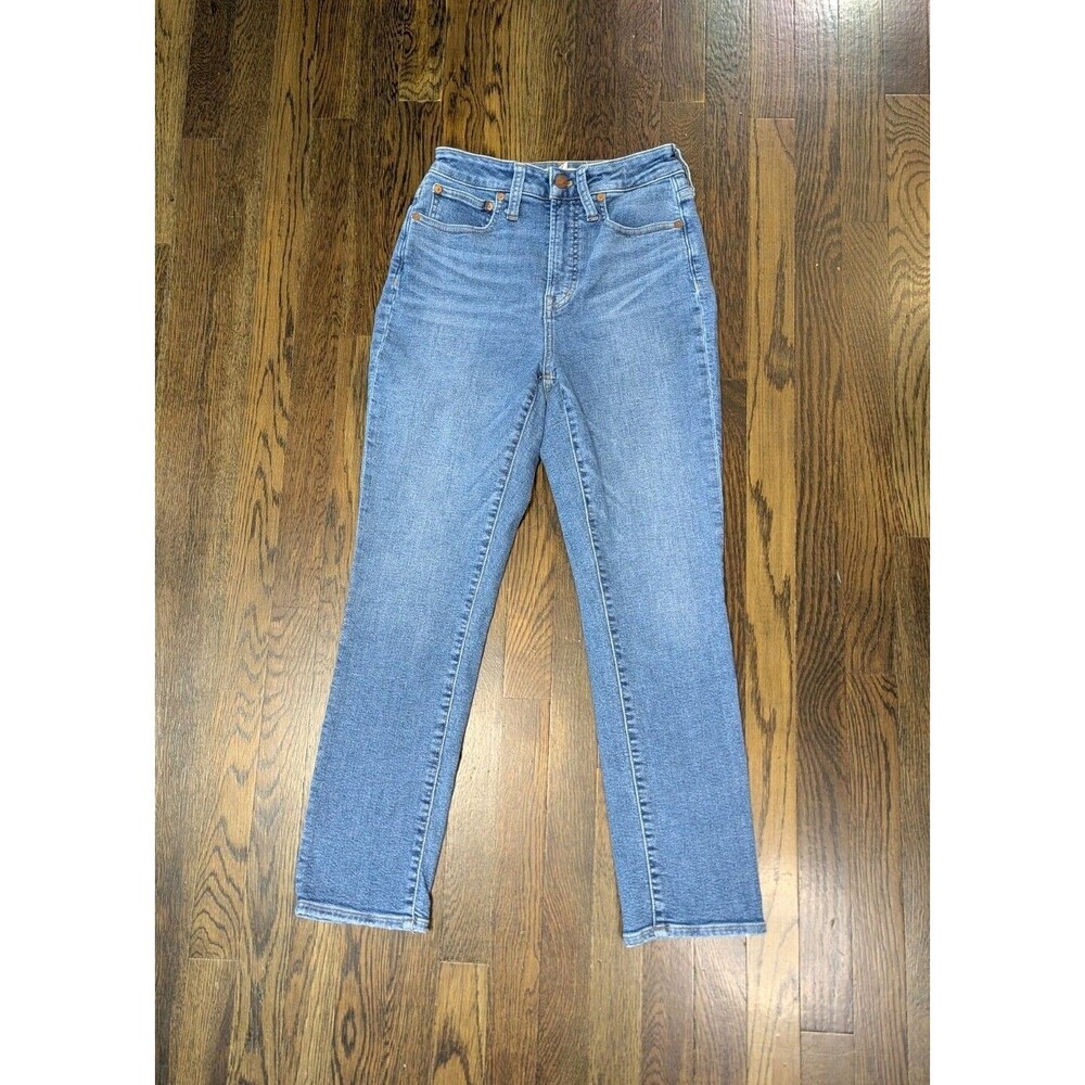 Madewell Jeans The Curvy Perfect Vintage  Size 26 Inseam 27 Blue Med Wash Fiore
